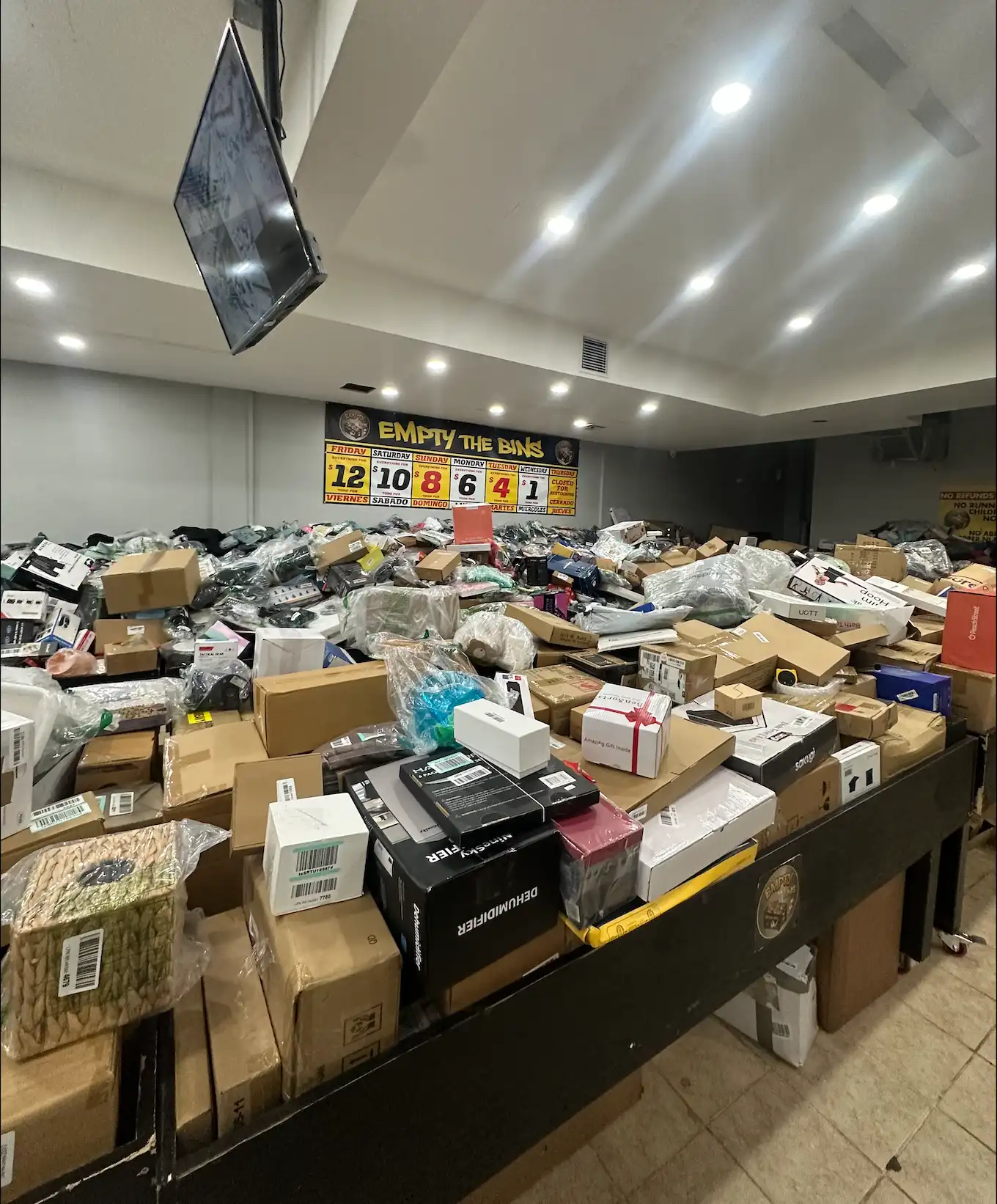 EMPTY THE BINS W230th - Bronx, NY​